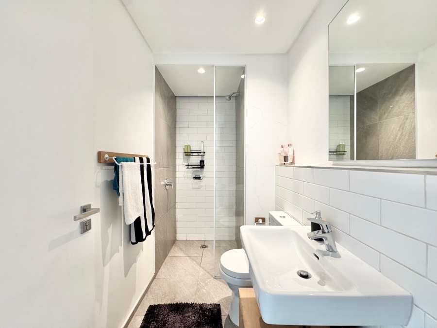 2 Bedroom Property for Sale in Woodstock Western Cape